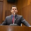 Deputado Eric Costa denuncia “máfia de reboque de veículos apreendidos”