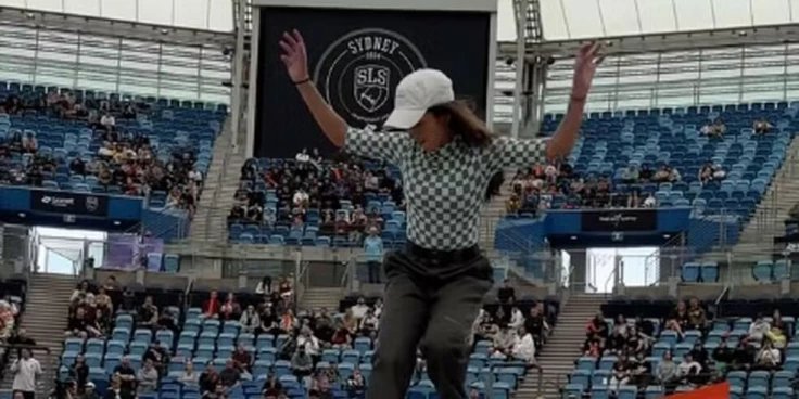 Rayssa Leal chega ao Japão para mais uma etapa da Liga Mundial de Skate