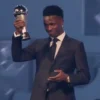 Vini Jr desabafa após vencer Fifa The Best: ‘Tentaram me diminuir’