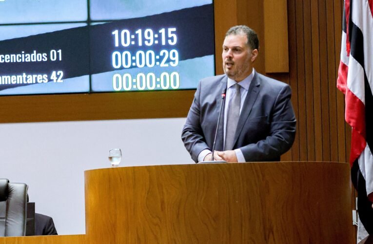 Rodrigo Lago cobra urgência na execução das obras de reforma do Arquivo Público do Maranhão