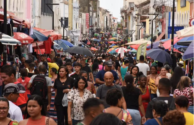 Dados do Imesc apontam que negros representam 79% da população maranhense; 10,5% possuem ensino superior completo