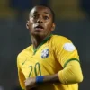 Mendes pede vista e suspende julgamento de Robinho no STF