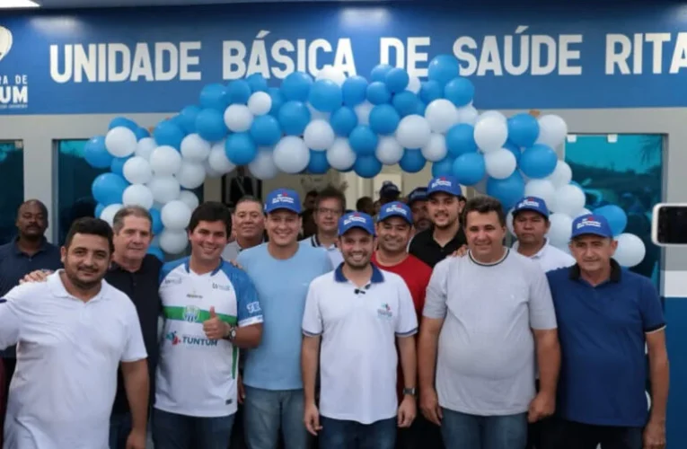 Prefeito Fernando Pessoa, ministro André Fufuca, senador Weverton Rocha e vice-governador Felipe Camarão inauguram obras em Tuntum