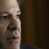 Haddad tira férias em meio ao impasse do IOF