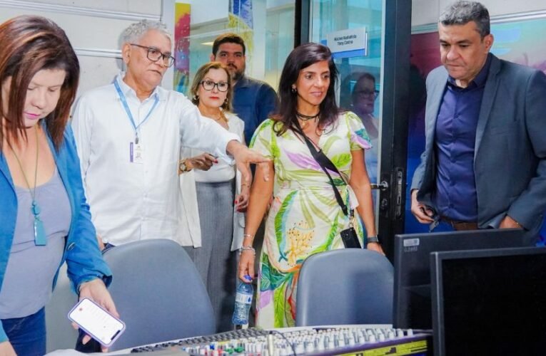 Em visita à Comunicação da Assembleia, coordenadora da Rádio Senado aponta a Rádio Alema como referência nacional em comunicação pública