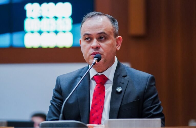 Catulé Júnior destaca indicações para a recuperação de rodovias nas regiões Leste e Lençóis