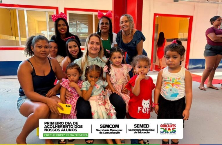 Em Gonçalves Dias, a prefeita Suane Dias marca presença no primeiro dia de aula da creche do bairro Maioba