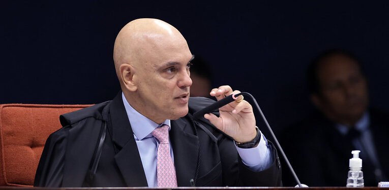 Moraes vota pela condenação de Bolsonaro e todos os réus do Núcleo 1