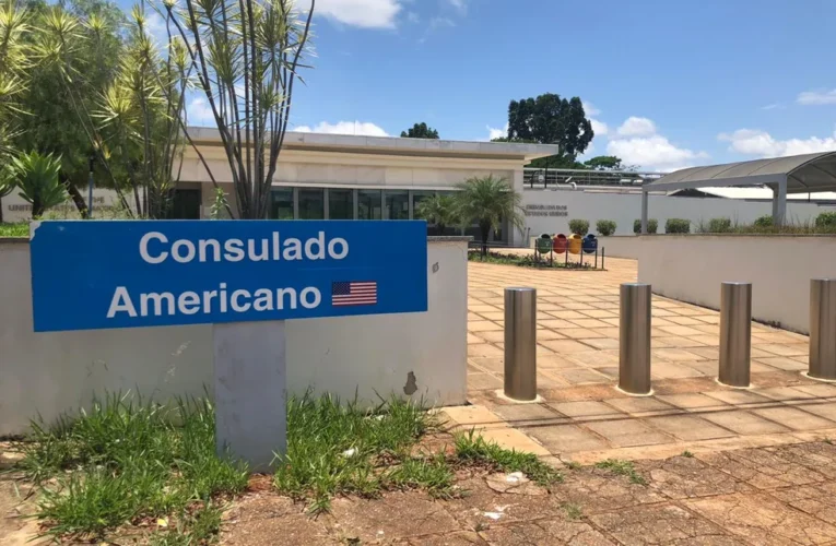 Embaixada dos EUA posta mensagem contra Moraes enquanto ele votava pela condenação de Bolsonaro