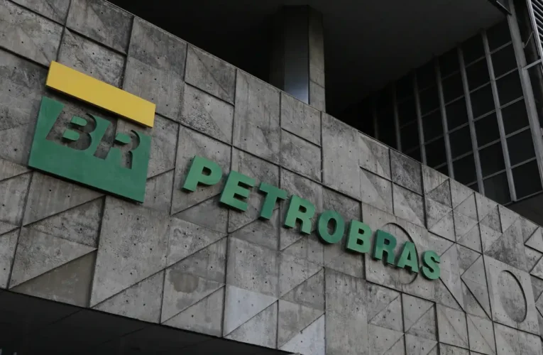 Petrobras anuncia lucro líquido de R$ 32,7 bi no terceiro trimestre 