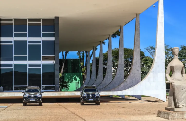 PGR descarta ilicitude e arquiva pedido para investigar Moraes