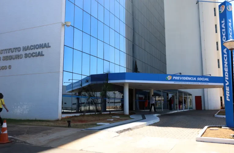 Tese da AGU obriga autor de feminicídio a ressarcir pensão do INSS