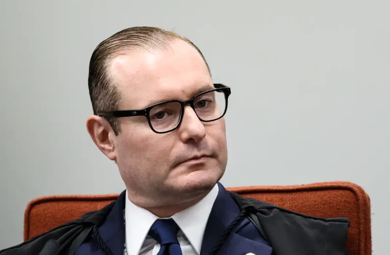 Zanin será novo relator de pedido de criação da CPI do Banco Master