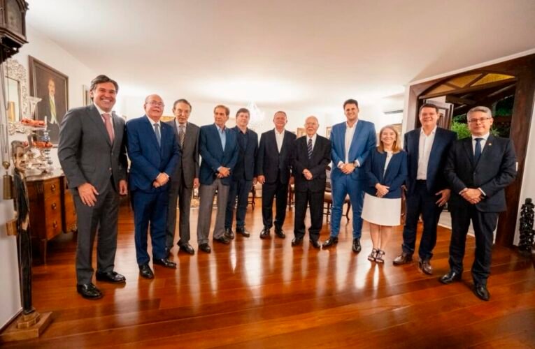 Orleans recebe apoio da cúpula do MDB em jantar oferecido por Sarney em Brasília