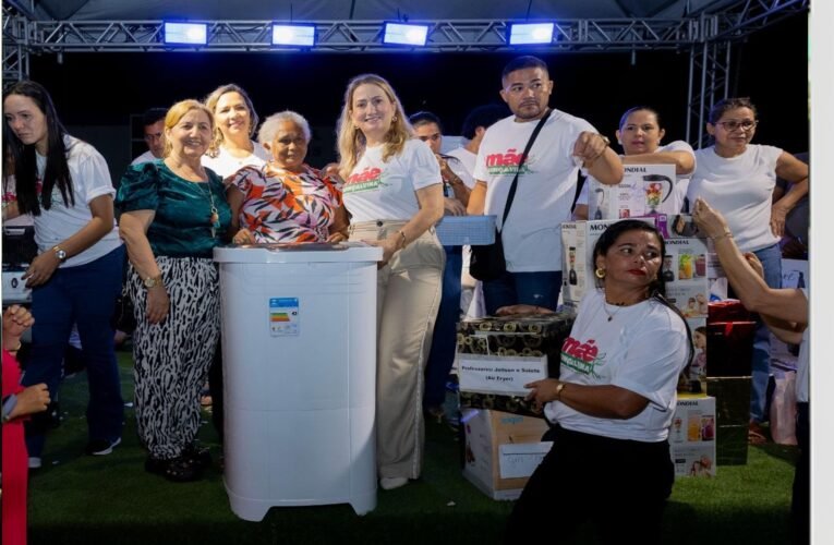 A Prefeitura de Gonçalves Dias realiza grande festa em homenagem ao dia das mães