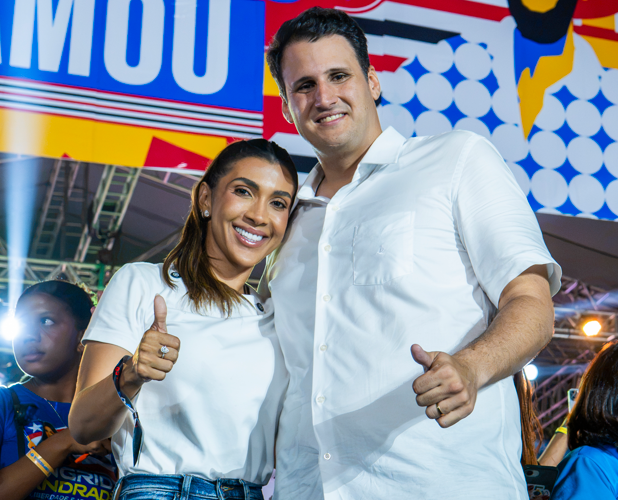 Larissa DP oficializou na noite do sábado (25), sua candidatura a deputada federal