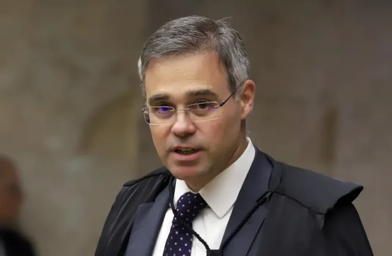 Mendonça rejeita ação contra reajuste do Bolsa Família