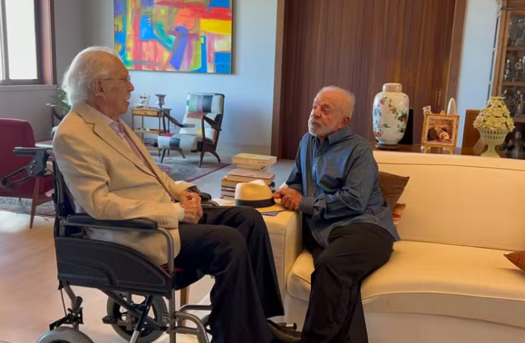 Lula visita Sarney após ato de campanha na capital maranhense