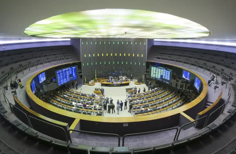 PL, PSD, PT e Republicanos têm 15 governadores eleitos