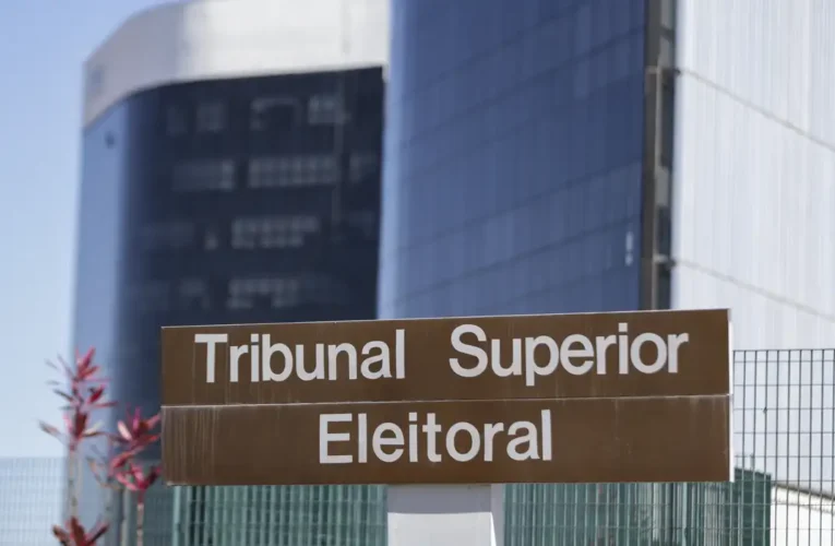 TSE barra anúncios de Lula acusando Flávio de ser contra escala 6×1